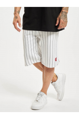 Coles Men white